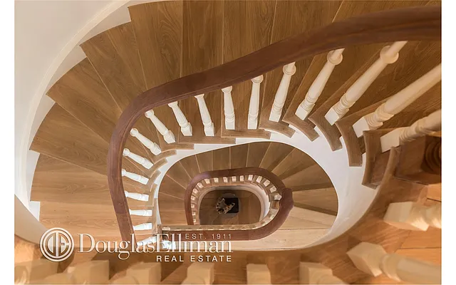 Sold by Douglas Elliman | media 17