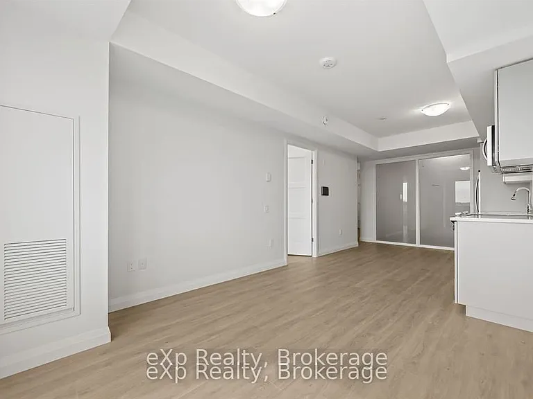 93 Arthur St S #606 — Photo 9