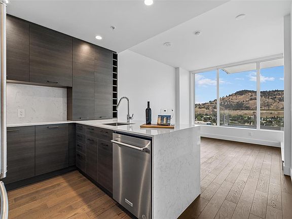 3rd image of 1181 Sunset Dr #1801