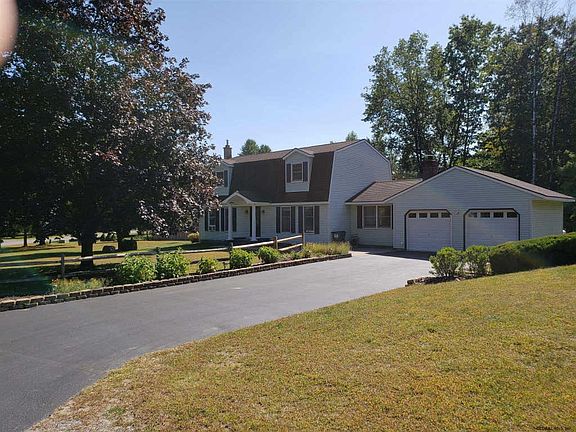 5th image of 11 Oxford Dr