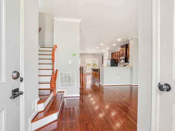5th image of 22764 Autumn Breeze Ave
