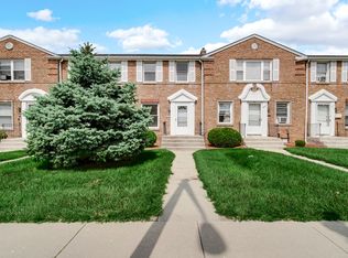 2229-2243 169th St, Hammond, IN 46324