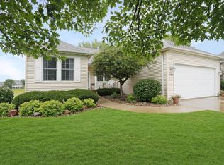 120 Augusta Cir, Waverly, IA 50677