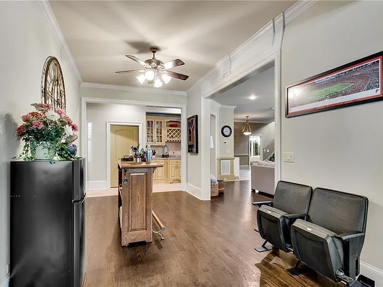 8335 Hurakan Creek Xing — Photo 43