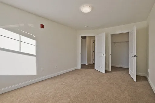 Cumberland Foreside Village Apartments — Photo 45