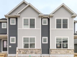 1077 Tundra Ave, Oregon, WI 53575