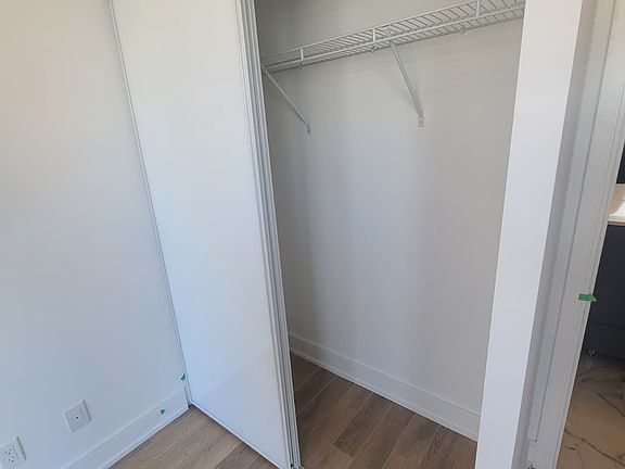 5th image of 1350 Ellesmere Rd #1709