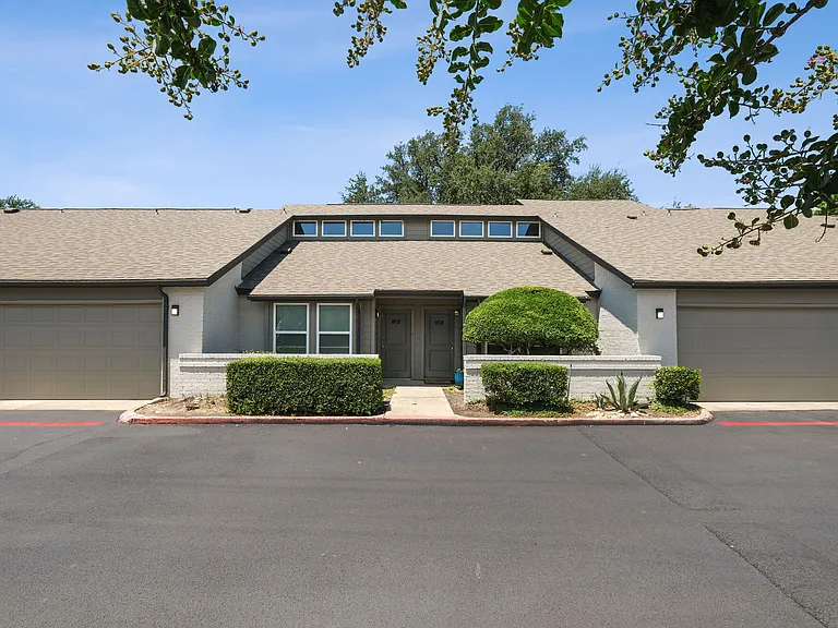 4820 Westgrove Dr — Photo 15