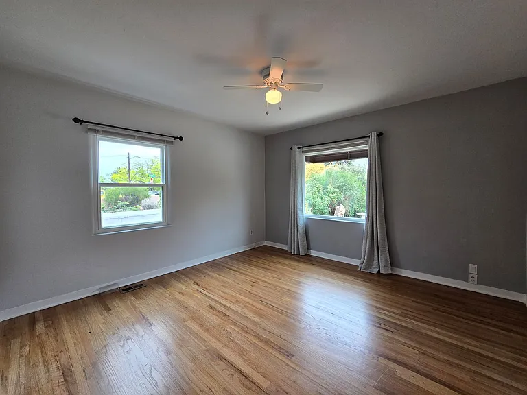 1304 Galisteo Pkwy — Photo 19