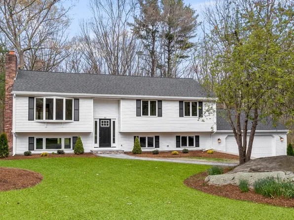 66 S Mill St, Hopkinton, MA 01748