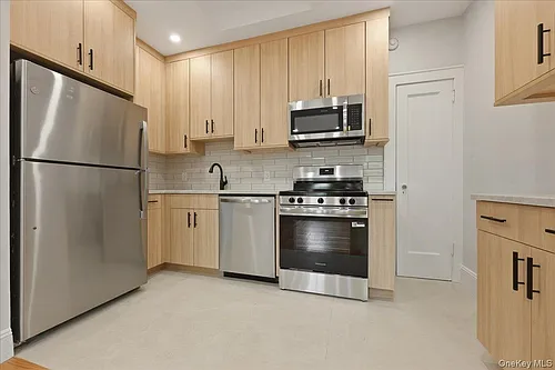 43 New Hyde Park Rd #2 Photo 1