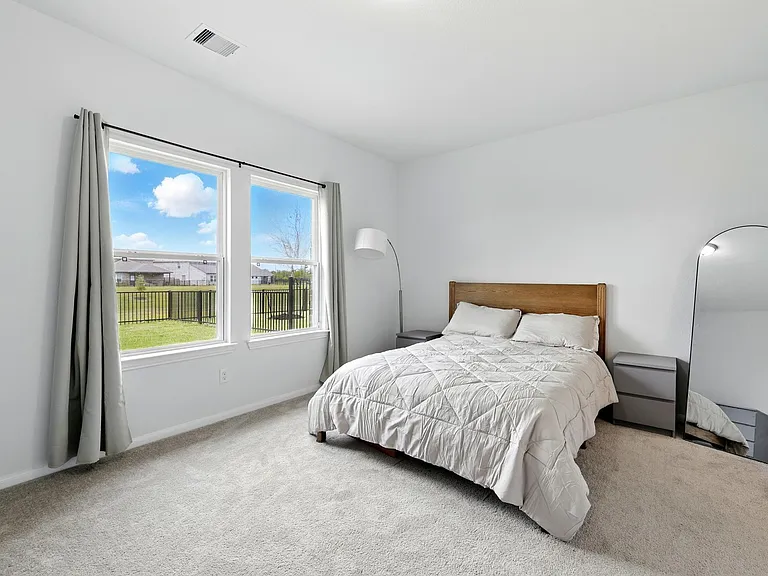 15219 Faushard Ln — Photo 13