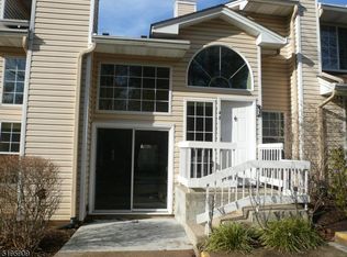 48 Fieldstone Rd, Bedminster, NJ 07921