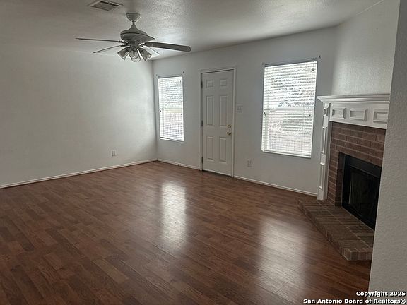 5th image of 12510 Carriage Blvd