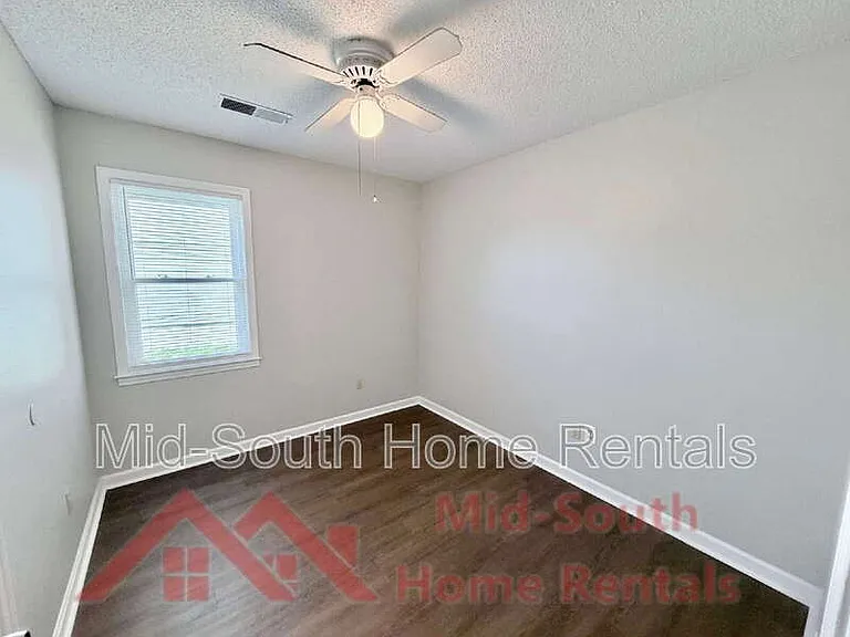 7328 Hillshire Dr — Photo 9