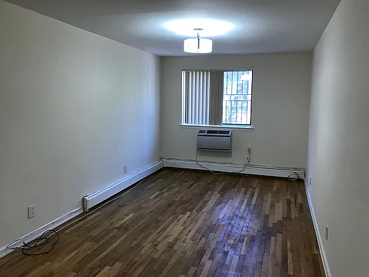 Rented by Signature Spaces NYC Corp | media 3