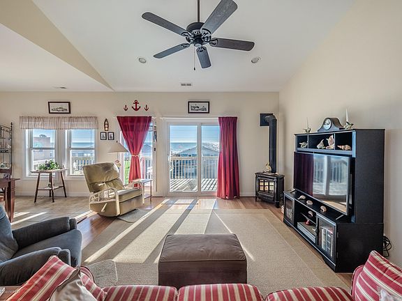 4th image of 1016 Ocean Boulevard