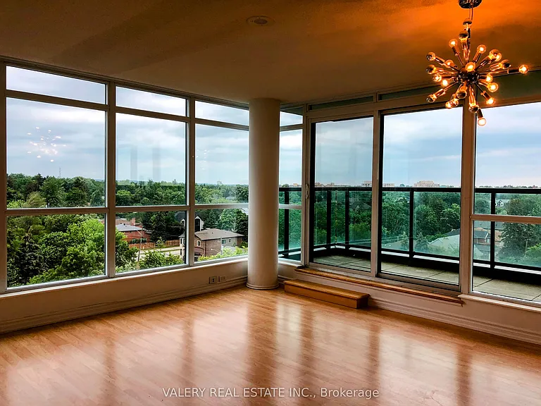 18 Harding Blvd #907 — Photo 4