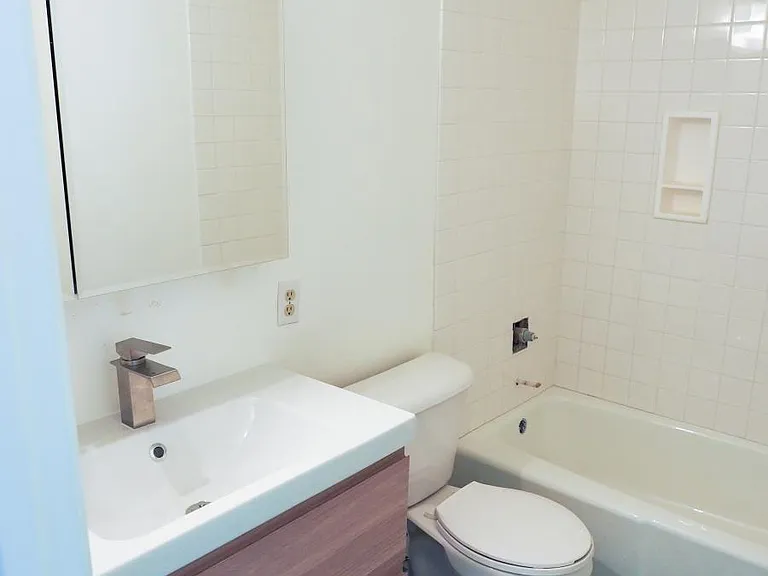 4865 Saratoga Ave — Photo 16