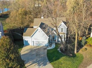 19170 W 208th Ter, Spring Hill, KS 66083