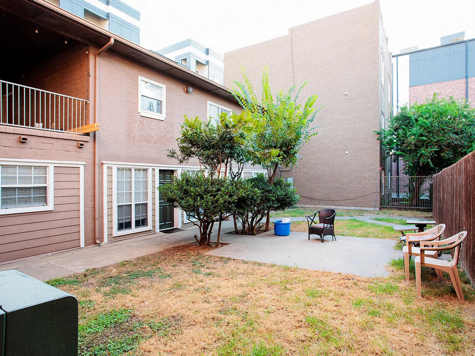 2 bed, 805 sqft, $1,500 — Photo 2