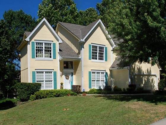 1st image of 1108 White Oak Ln