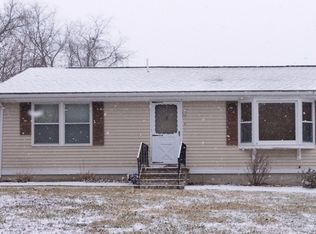 11 Hillside Ave, Randolph, MA 02368