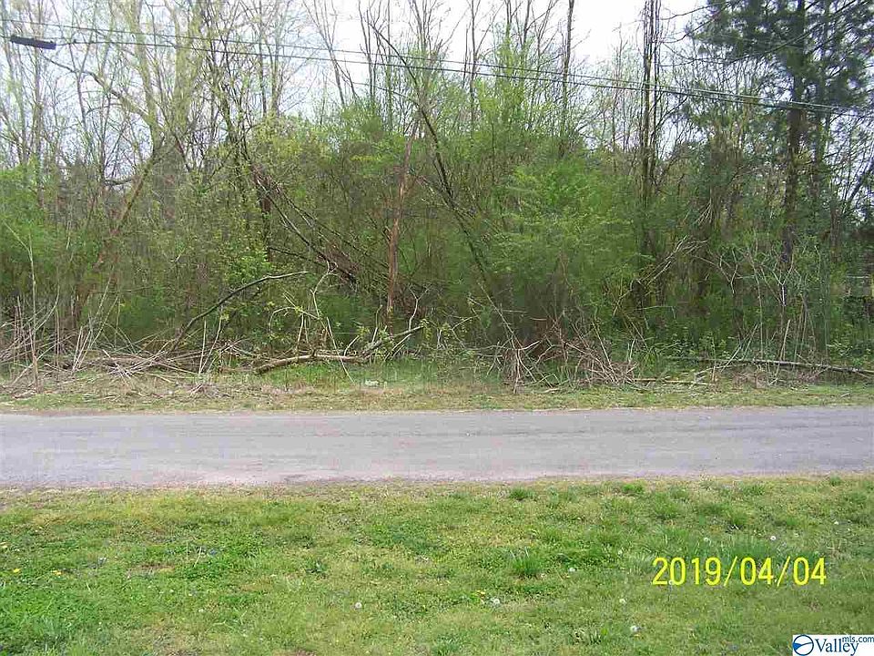 2nd image of 30 County Rd
