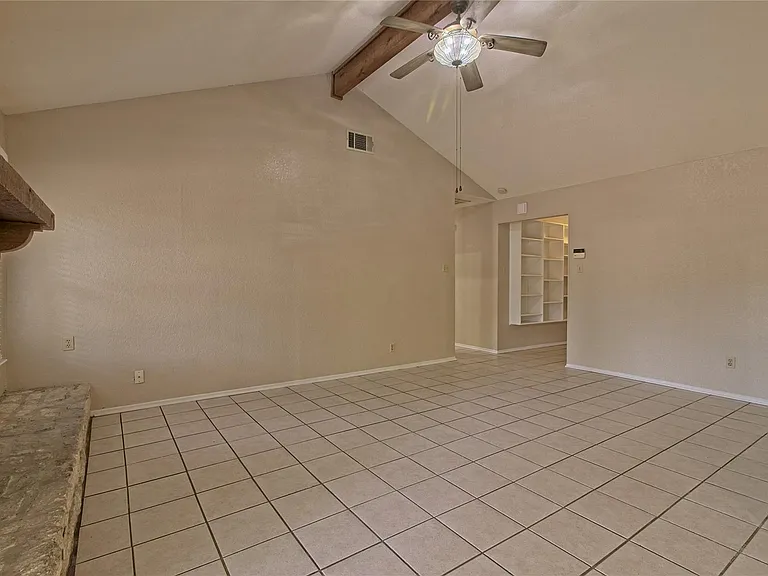 914 Garden Meadow Dr — Photo 8