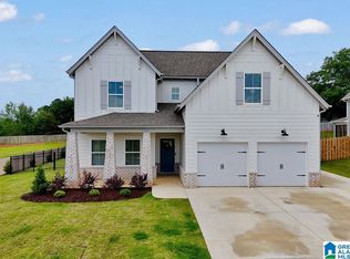 355 Avondale Ln, Pell City, AL 35128