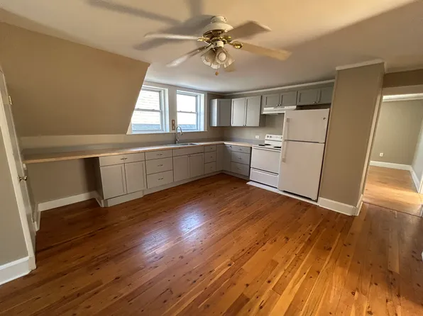 50 Main St, Blue Hill, ME 04614