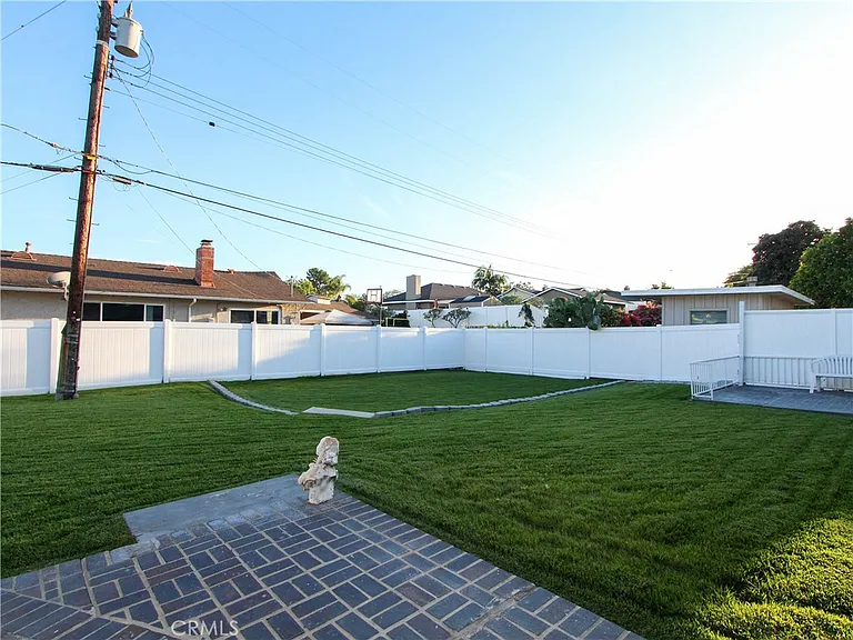 1600 El Dorado Ave — Photo 17