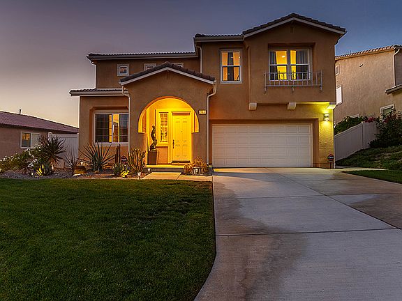 3rd image of 15611 Derrico Ln