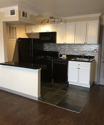 3rd image of 1527 Annex Ave APT 203