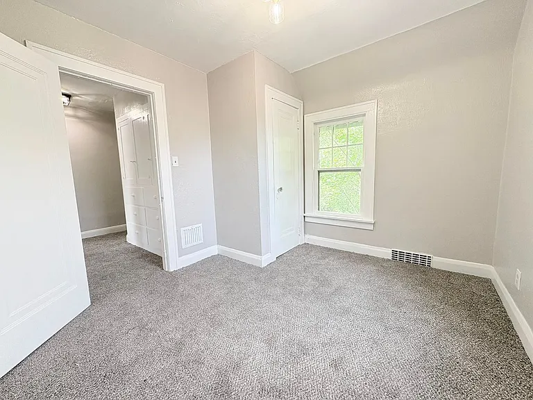 804 Alvison Rd — Photo 19
