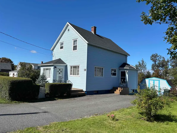 2 Burke St, Sydney Mines, NS B1V 1Z2