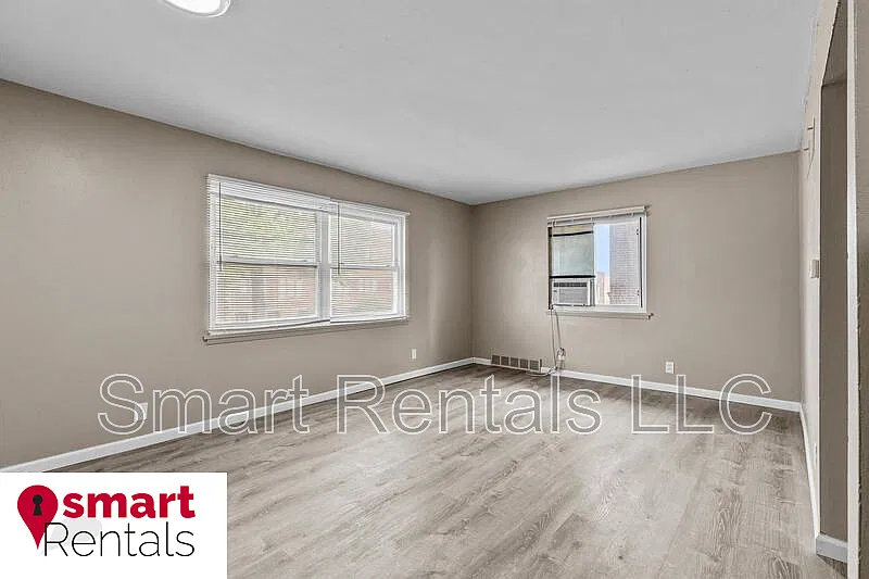 1 bed, 1.0 bath, 800 sqft, $699 — Photo 3