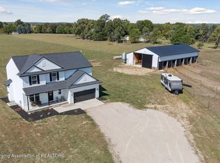 8843 N Dewitt Rd, Saint Johns, MI 48879