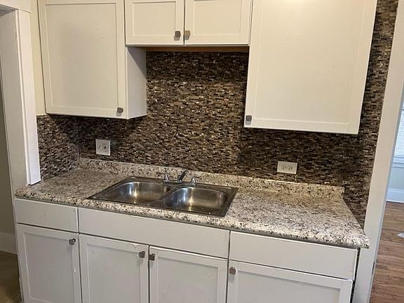 2nd image of 7741 S Yates Blvd #1
