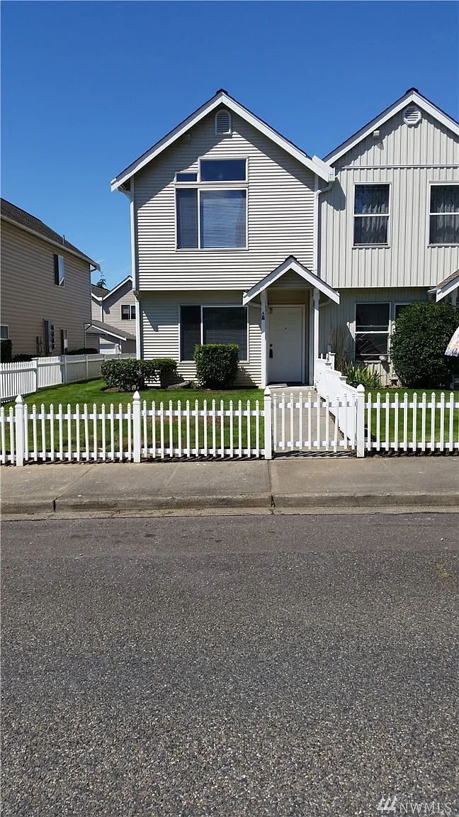 5118 Browns Point Blvd APT A photo 1