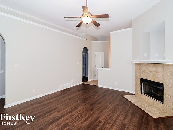 4th image of 6870 Manslick Rd