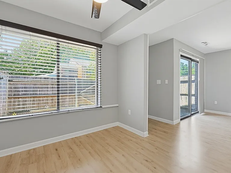 167 Greenbrook Dr #167 — Photo 11