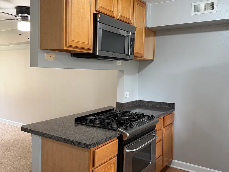 6053 Kit Carson Dr — Photo 8