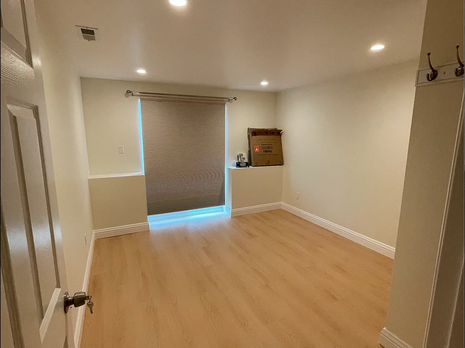 1 bed, 1125 sqft, $1,800 — Photo 3