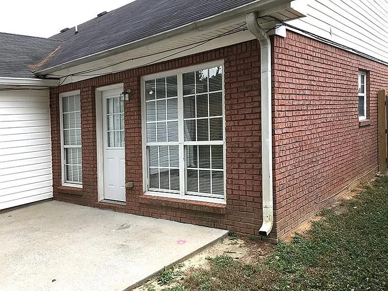 2515 Freemans Walk Dr — Photo 30