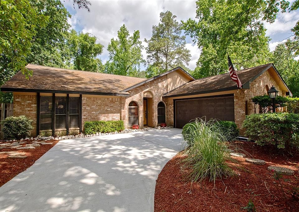 1st image of 2211 Spruce Lodge Dr