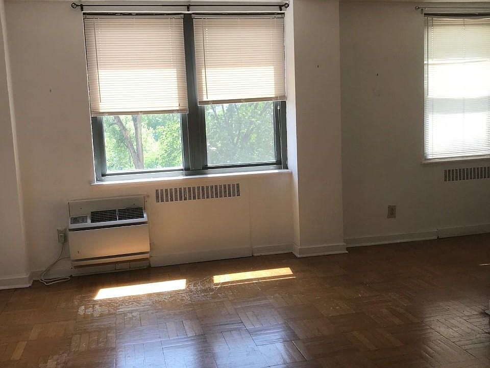 1st image of 2601 Pennsylvania Ave APT 346