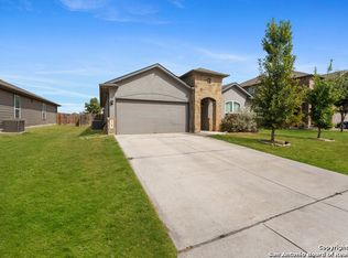 1367 Fall Cover St, New Braunfels, TX 78130