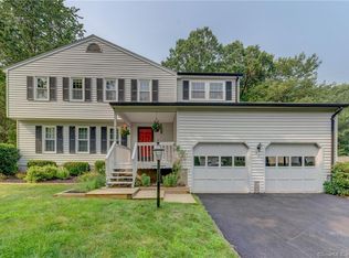 42 Cope Farms Rd, Farmington, CT 06032