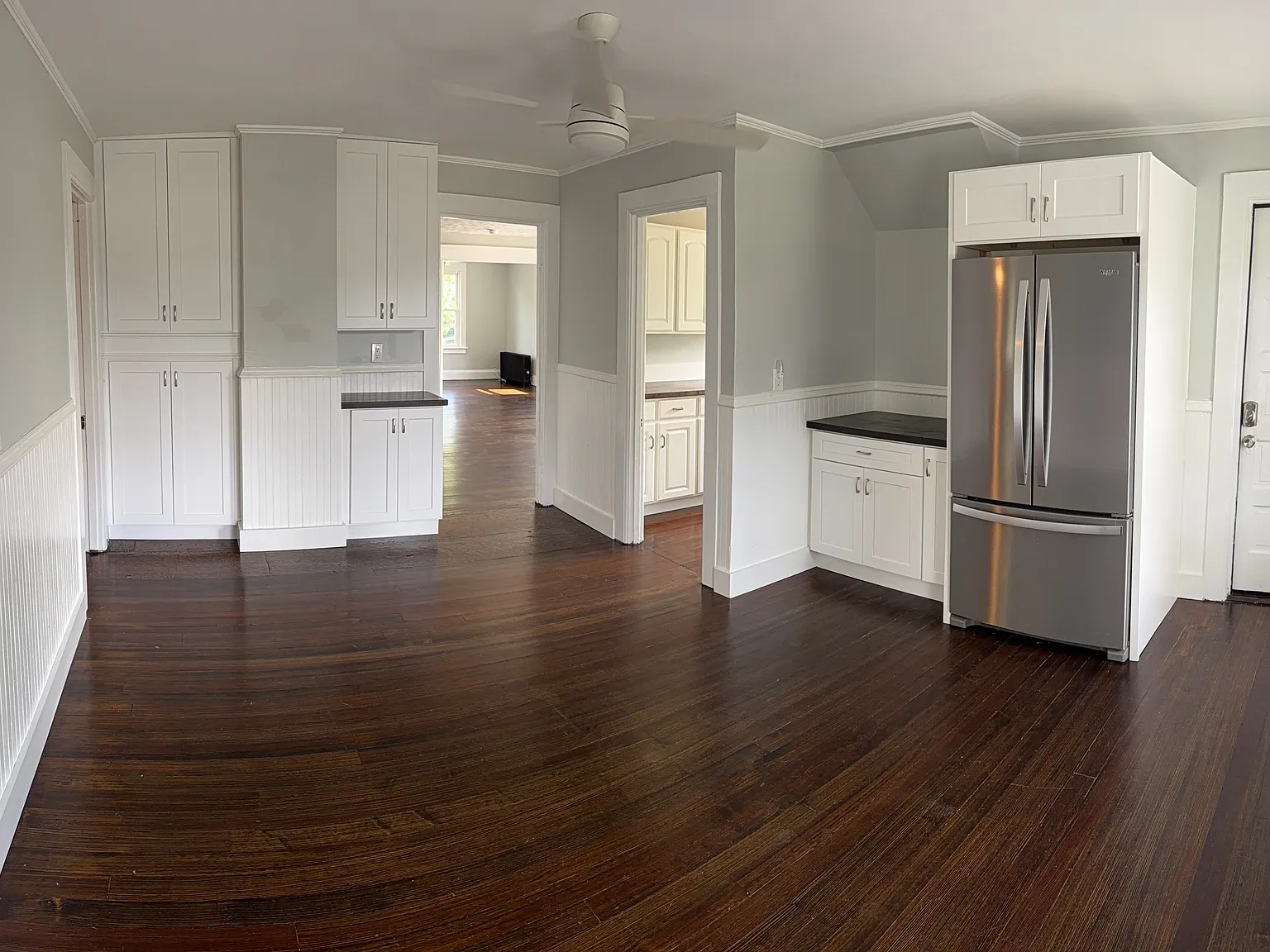 3 bed, 1735 sqft, $2,600 — Photo 4